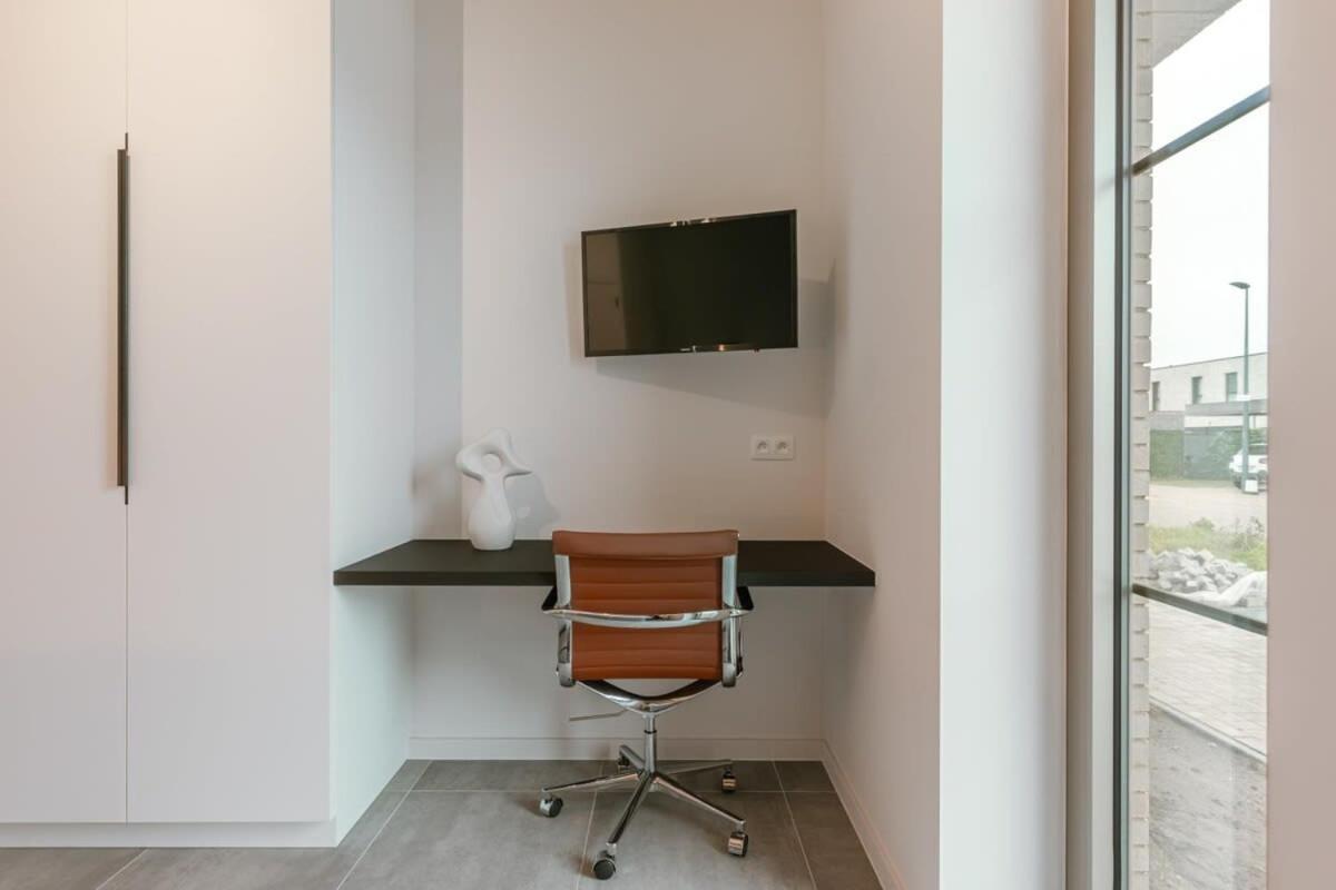 Brand New Pet Friendly With Parking Appartement