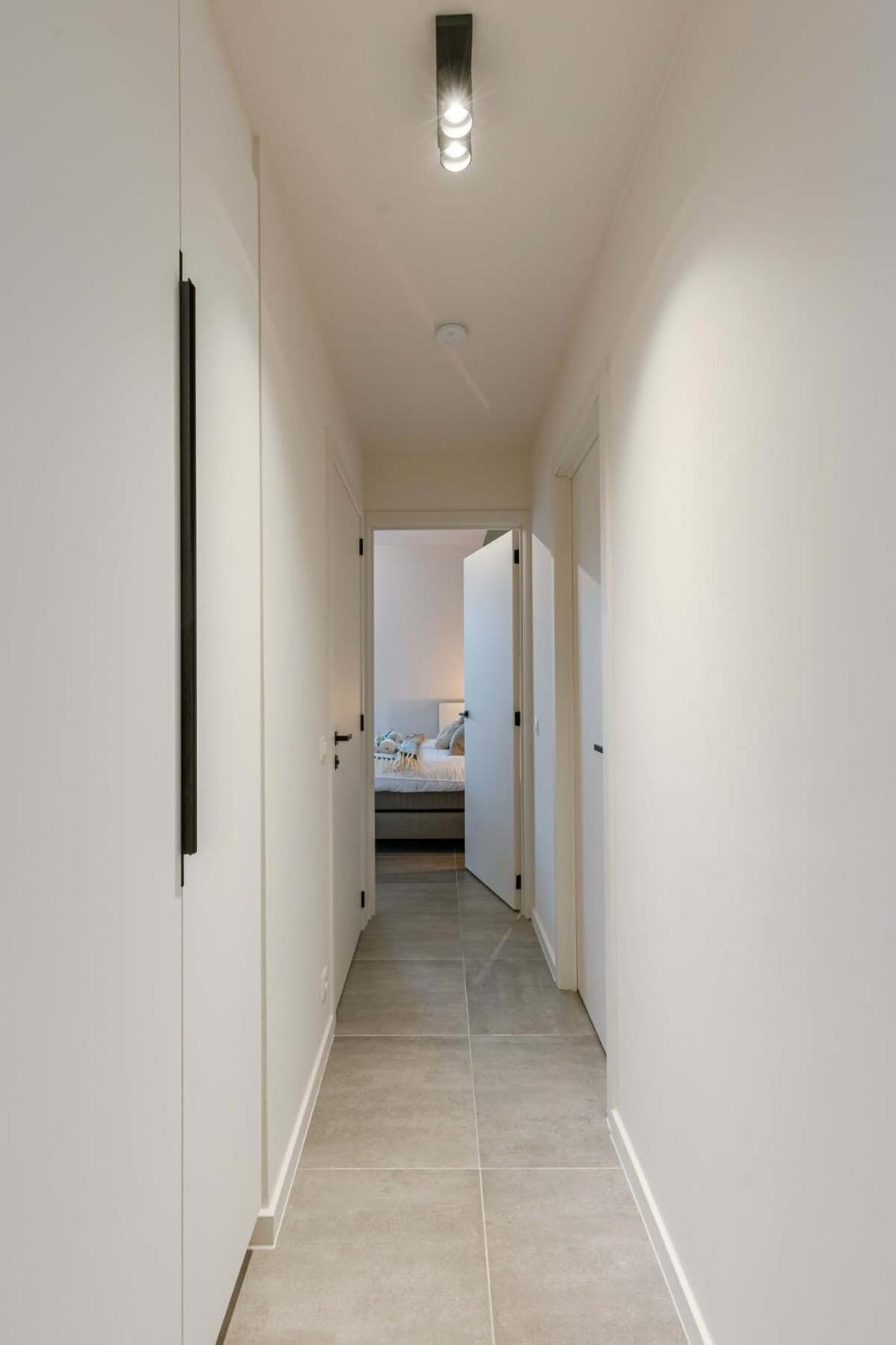 Brand New Pet Friendly With Parking * Oostende